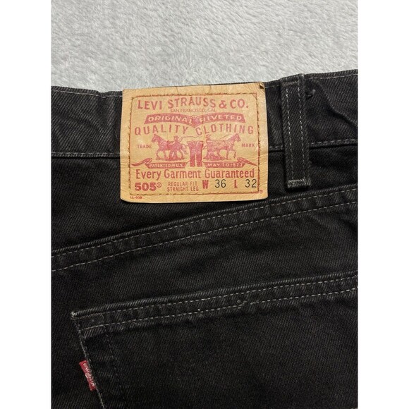 Vintage Levi’s 505 Regular Fit Straight Leg Men's Red Tab Jeans Size 36x32 - Picture 7 of 12